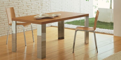 sedie e tavoli moderni